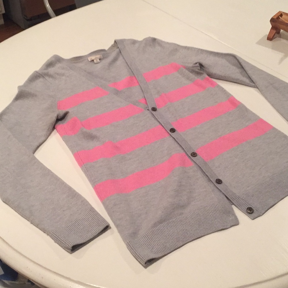 Barely worn GAP sweater